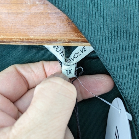 Remi x Revolve Dress Women's 1X Green Forest Lori Midi Plus Cutout Rib Bodycon  - Picture 6 of 9